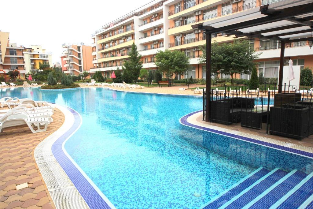 Menada Grand Kamelia Apartments Sunny Beach Exterior photo
