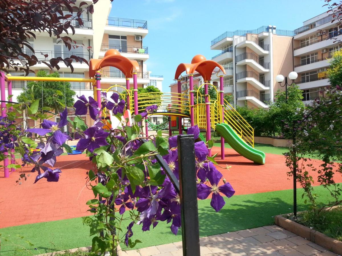 Menada Grand Kamelia Apartments Sunny Beach Exterior photo